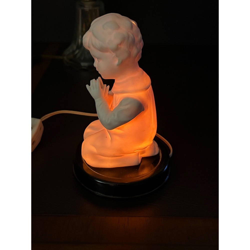 Vintage Enesco Praying Boy Porcelain Night Light Figurine Bisque Table Lamp - Picture 8 of 10
